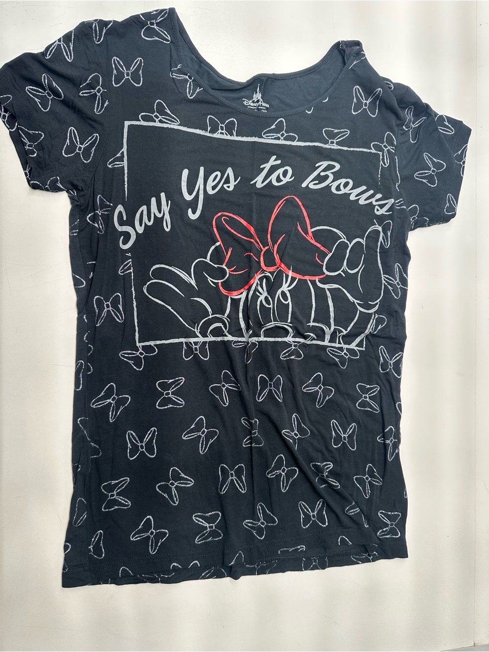 Disney Black Minnie Bow Graphic Tee - Say Yes to Bows Women’s M